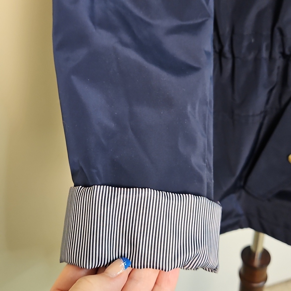 Women's Hooded Rain Jacket Size Petite Medium - Picture 4 of 9